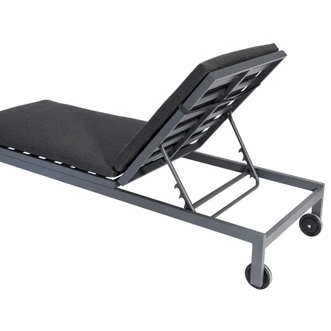 Garden Lounge Chair